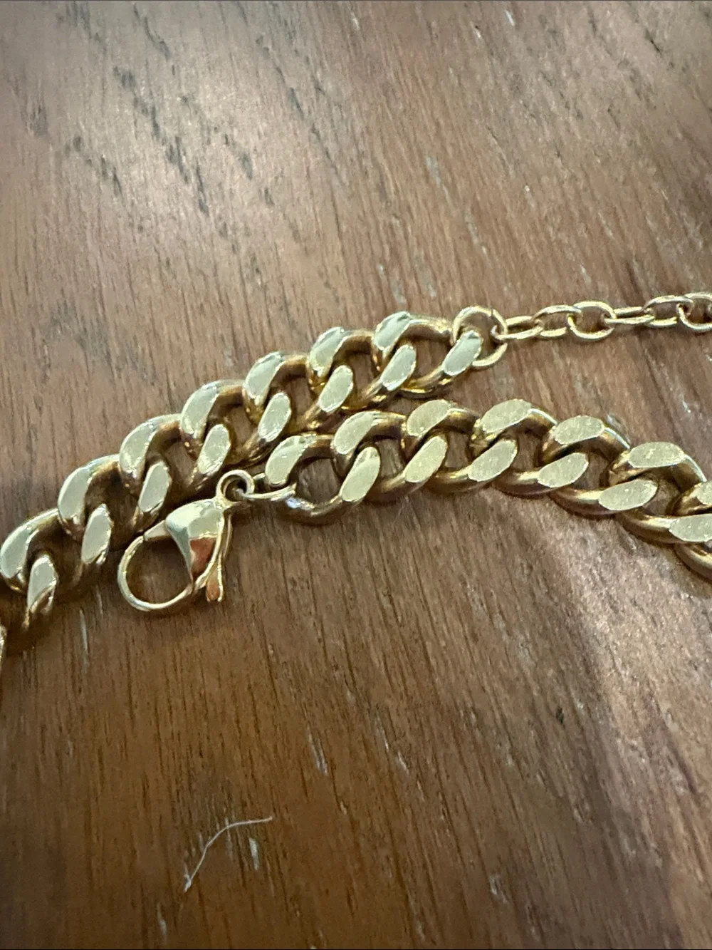 CHANEL Gold-Tone Interlocking CC Crystal Link Necklace